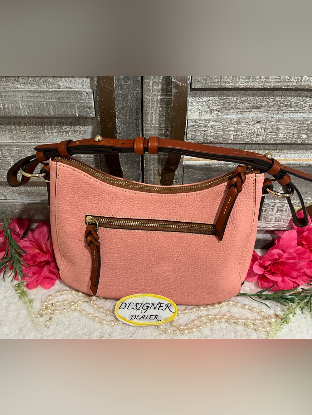 DOONEY BOURKE Pebble Grain Light Pink Shoulder Bag Like New - Picture 6 of 12